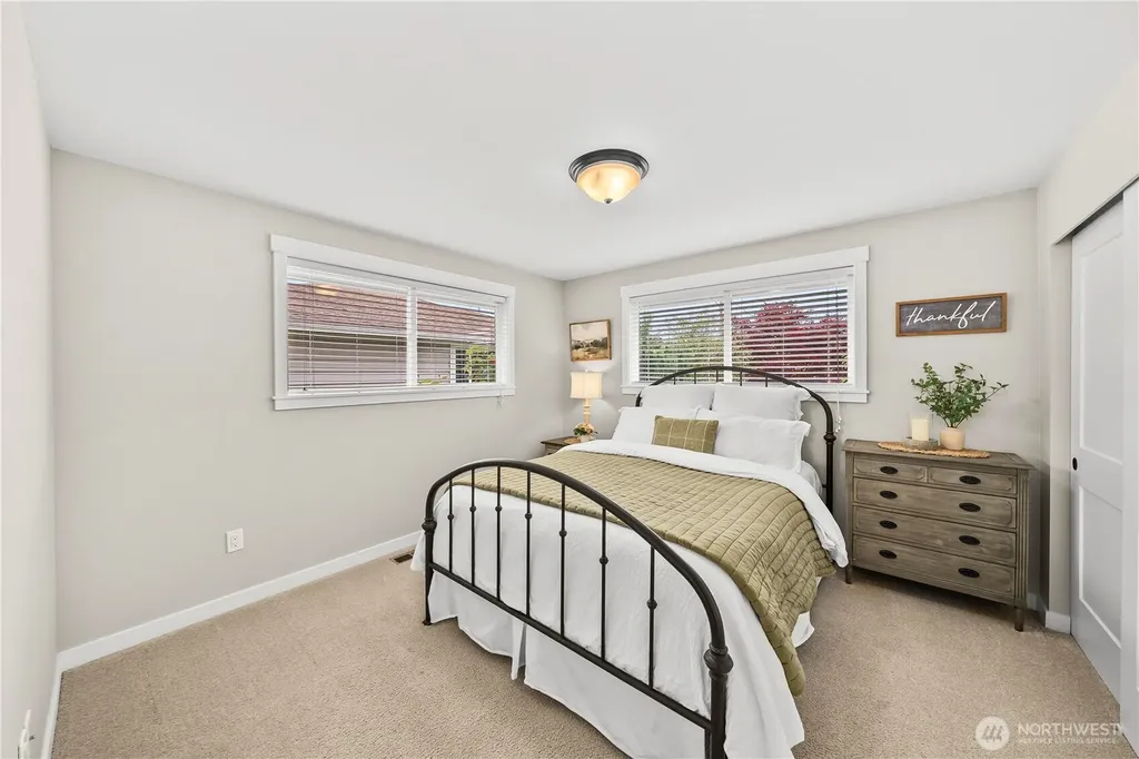 123 Mcelroy Place Puyallup WA 98371