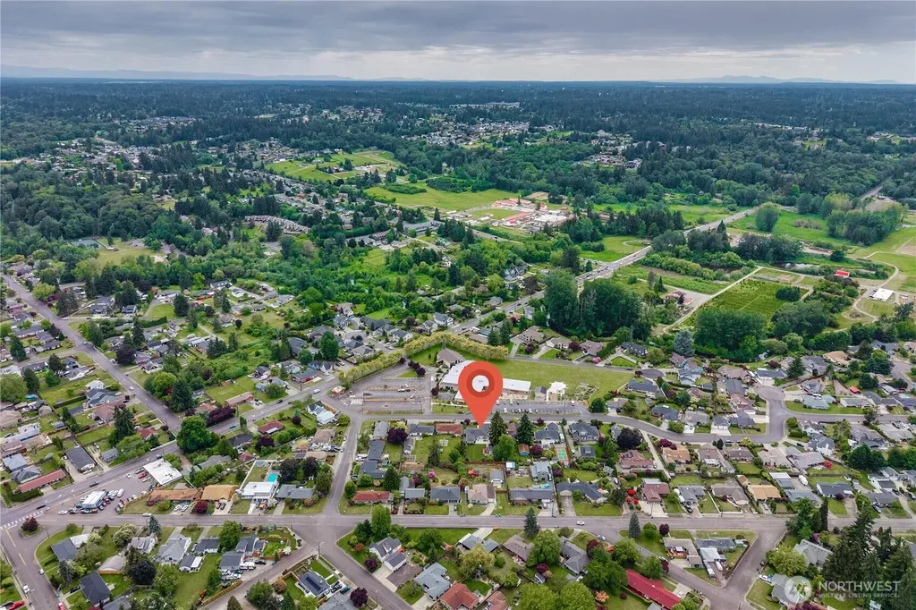 123 Mcelroy Place Puyallup WA 98371