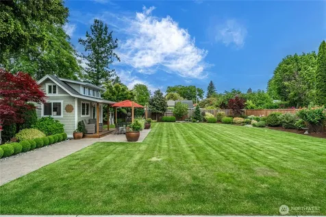123 Mcelroy Place Puyallup WA 98371