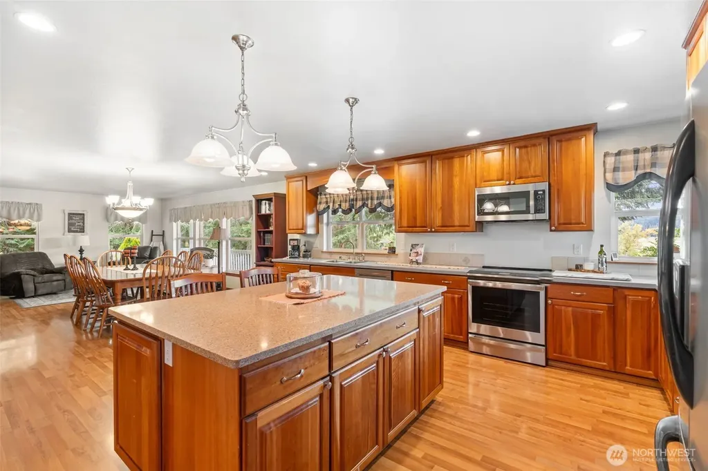 437 Ingalls Road Rochester WA 98579