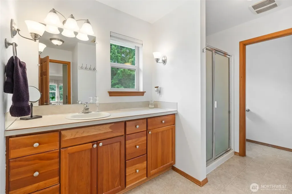 437 Ingalls Road Rochester WA 98579