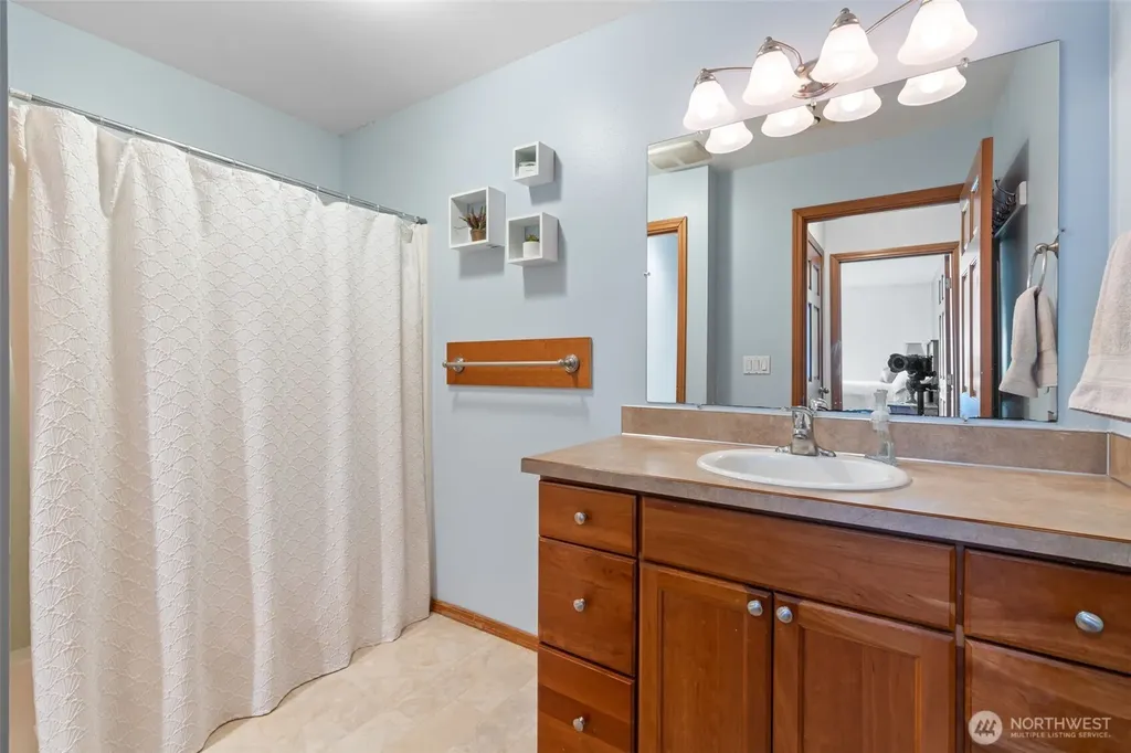 437 Ingalls Road Rochester WA 98579