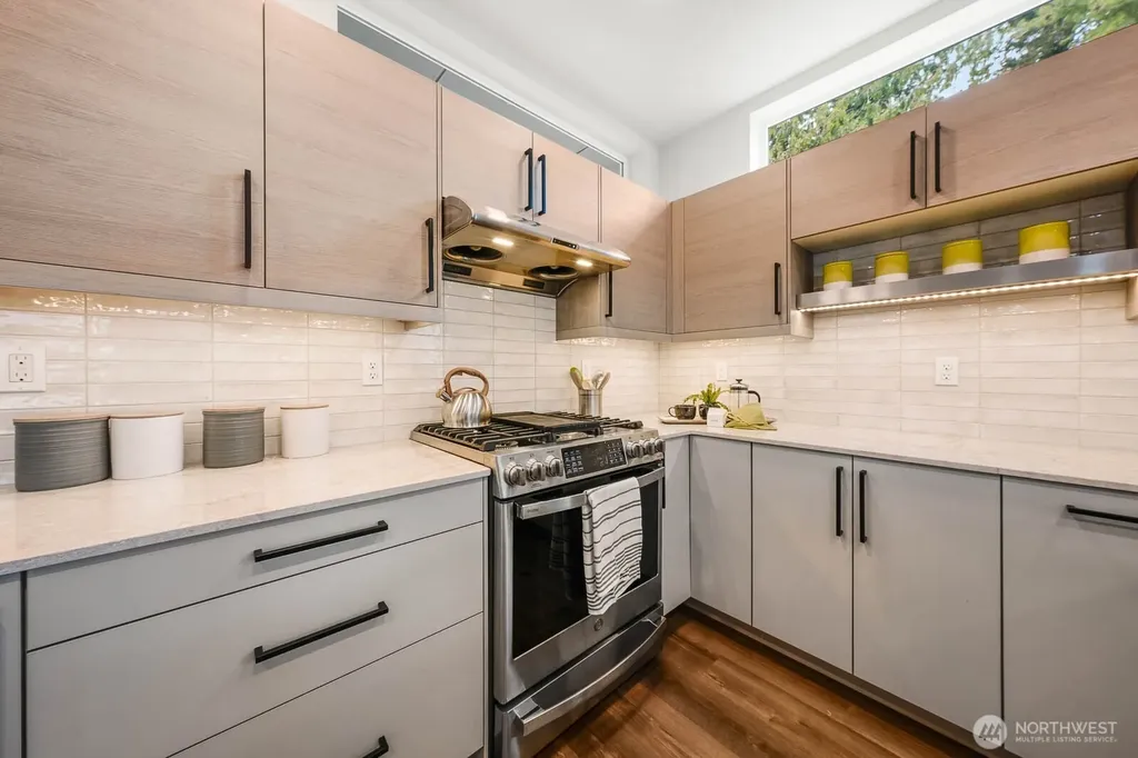 114 NE 180th Street Shoreline WA 98155
