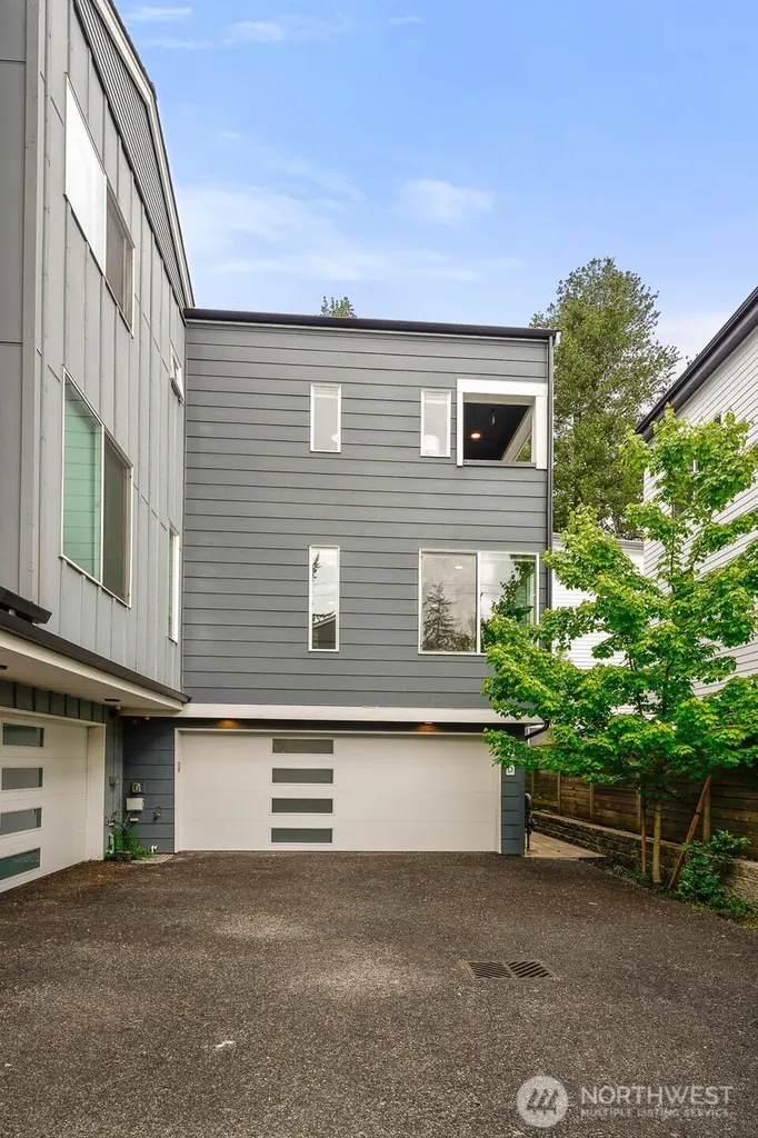 114 NE 180th Street Shoreline WA 98155