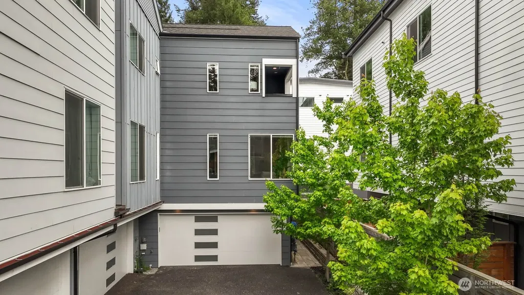114 NE 180th Street Shoreline WA 98155