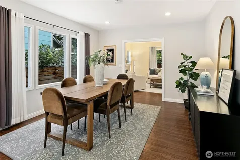 954 19th Avenue E Seattle WA 98112