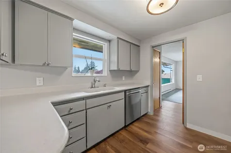 5302 93rd Place NE Marysville WA 98270