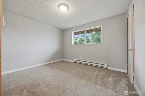 5302 93rd Place NE Marysville WA 98270