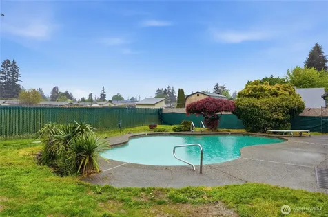 5302 93rd Place NE Marysville WA 98270