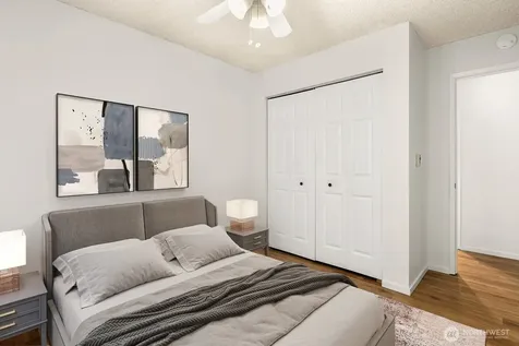 2858 32nd Avenue W Seattle WA 98199