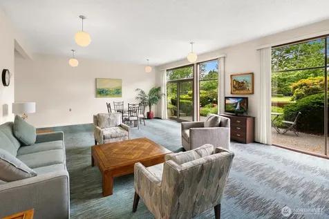 2858 32nd Avenue W Seattle WA 98199