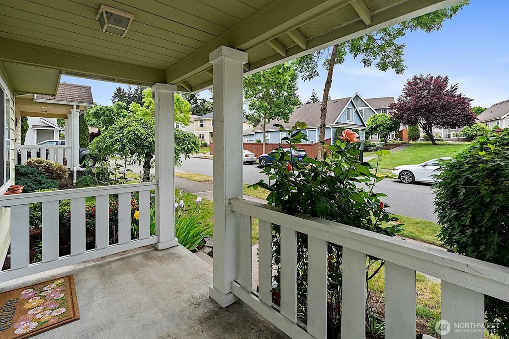807 29th Avenue SE Puyallup WA 98374