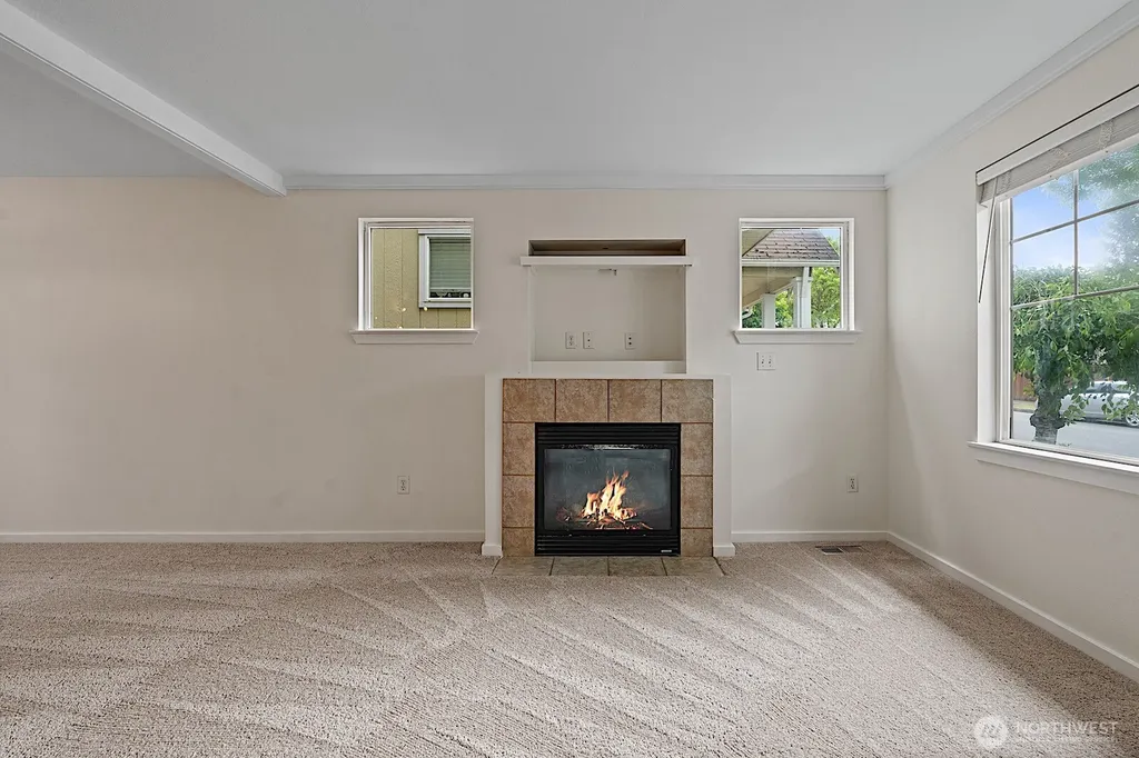 807 29th Avenue SE Puyallup WA 98374
