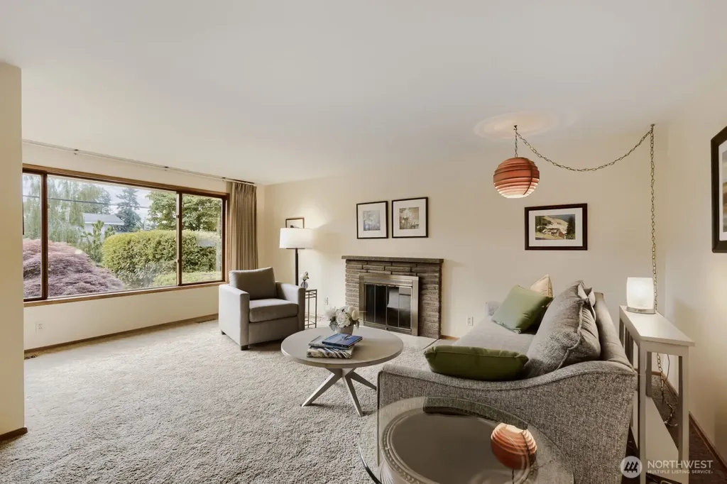 3056 50th Avenue SW Seattle WA 98116