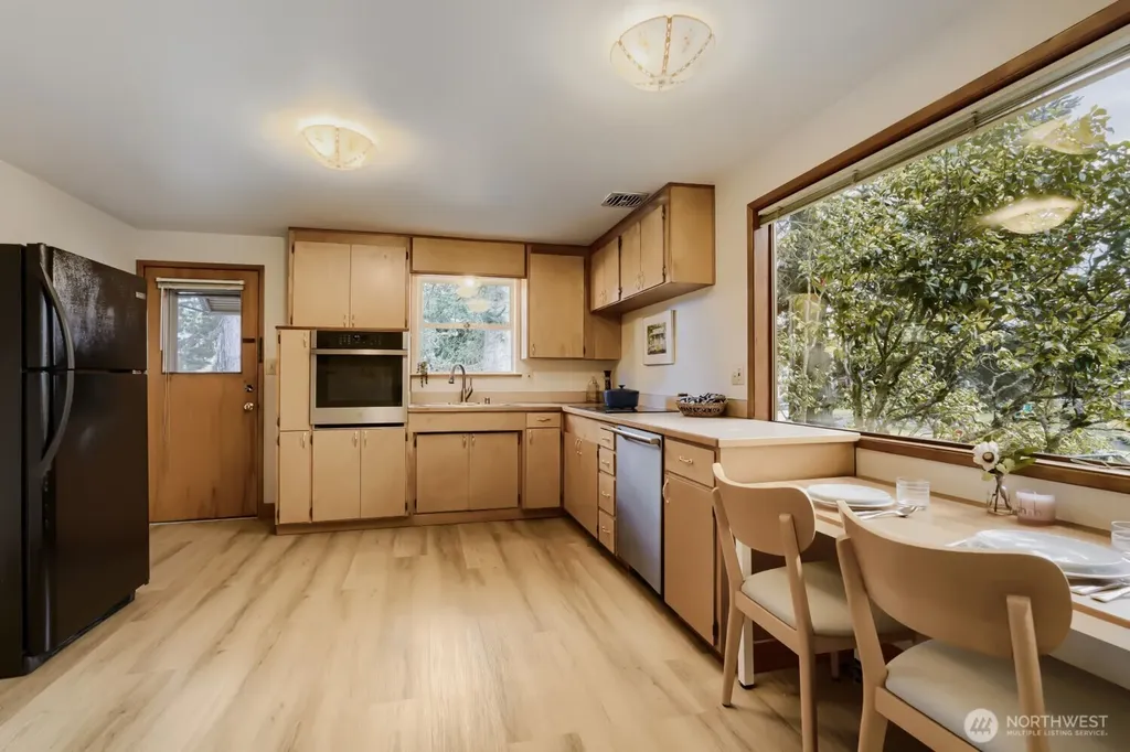 3056 50th Avenue SW Seattle WA 98116