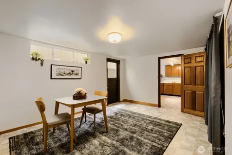 3056 50th Avenue SW Seattle WA 98116