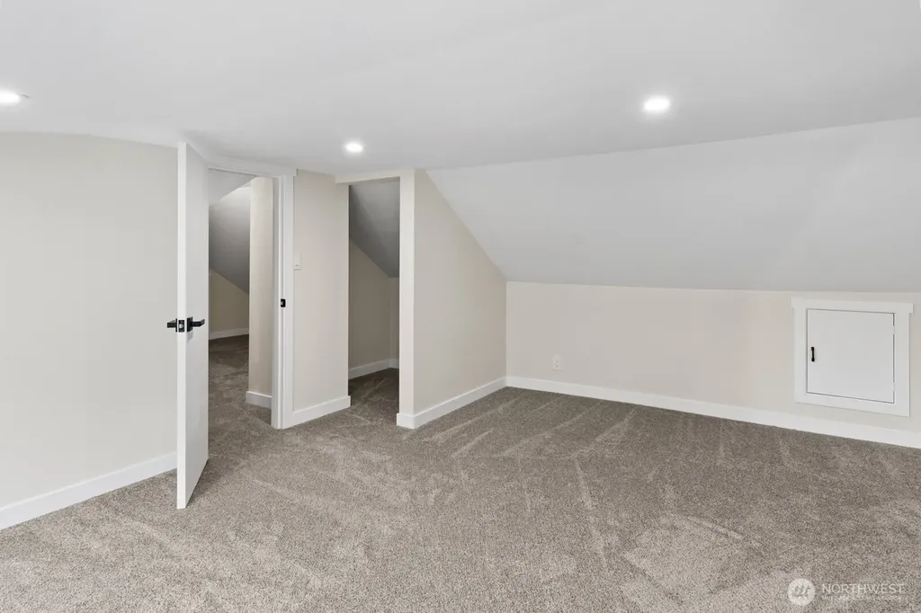 6334 Pacific Avenue SE Lacey WA 98503