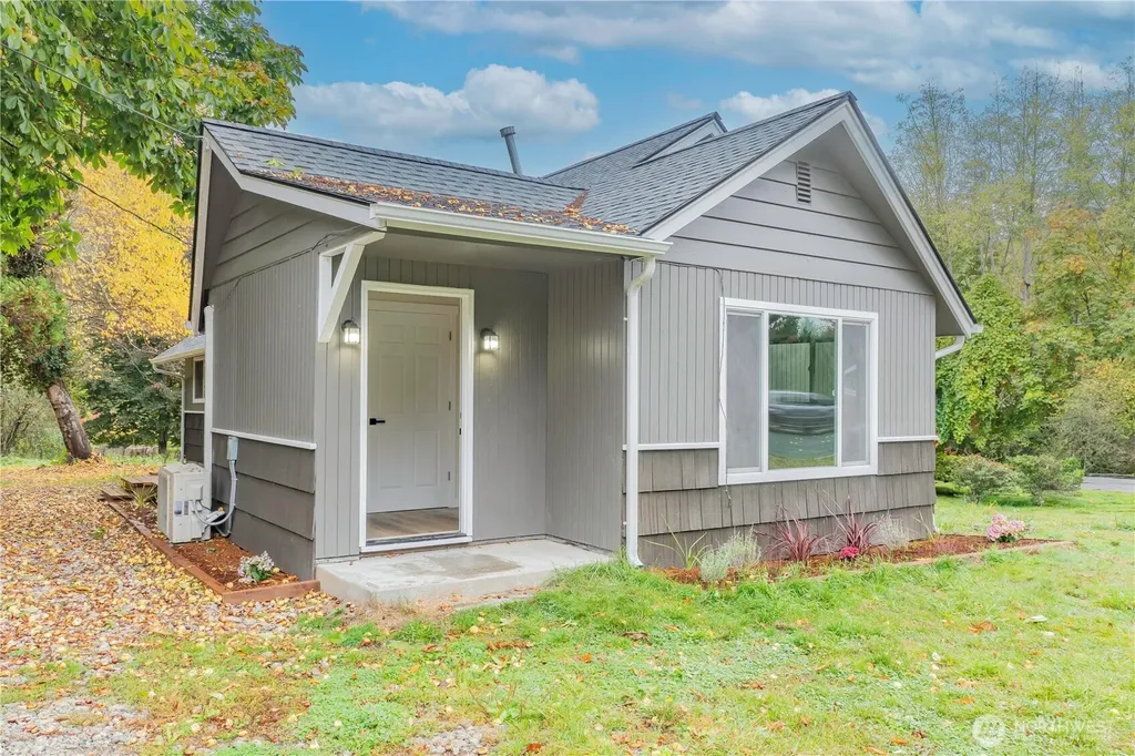 6334 Pacific Avenue SE Lacey WA 98503