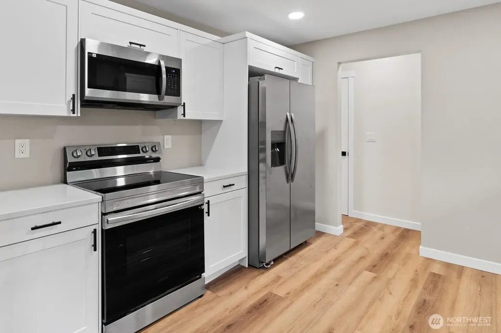 6334 Pacific Avenue SE Lacey WA 98503