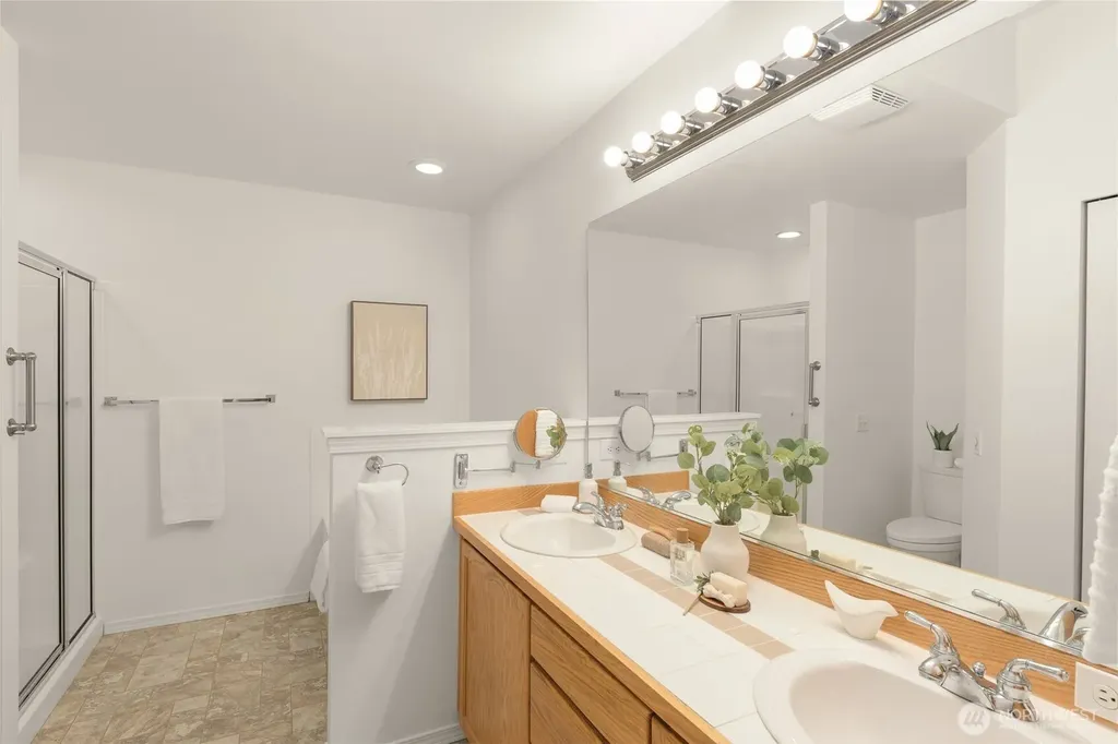 2515 141st Place SW Lynnwood WA 98087