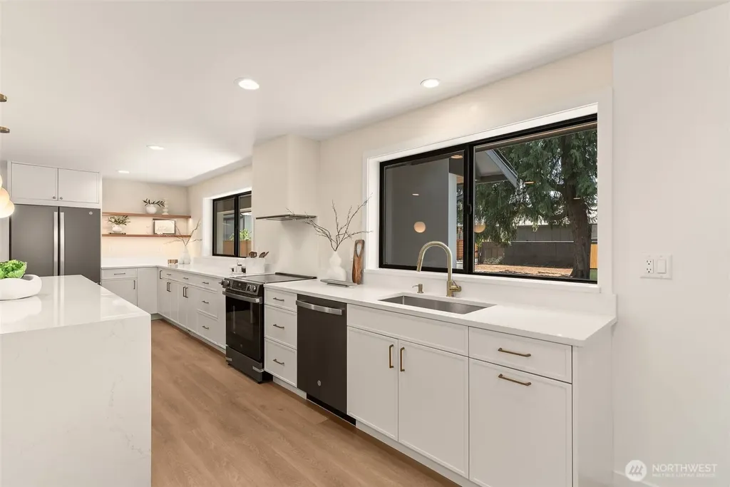 840 SW 134th Street Burien WA 98146