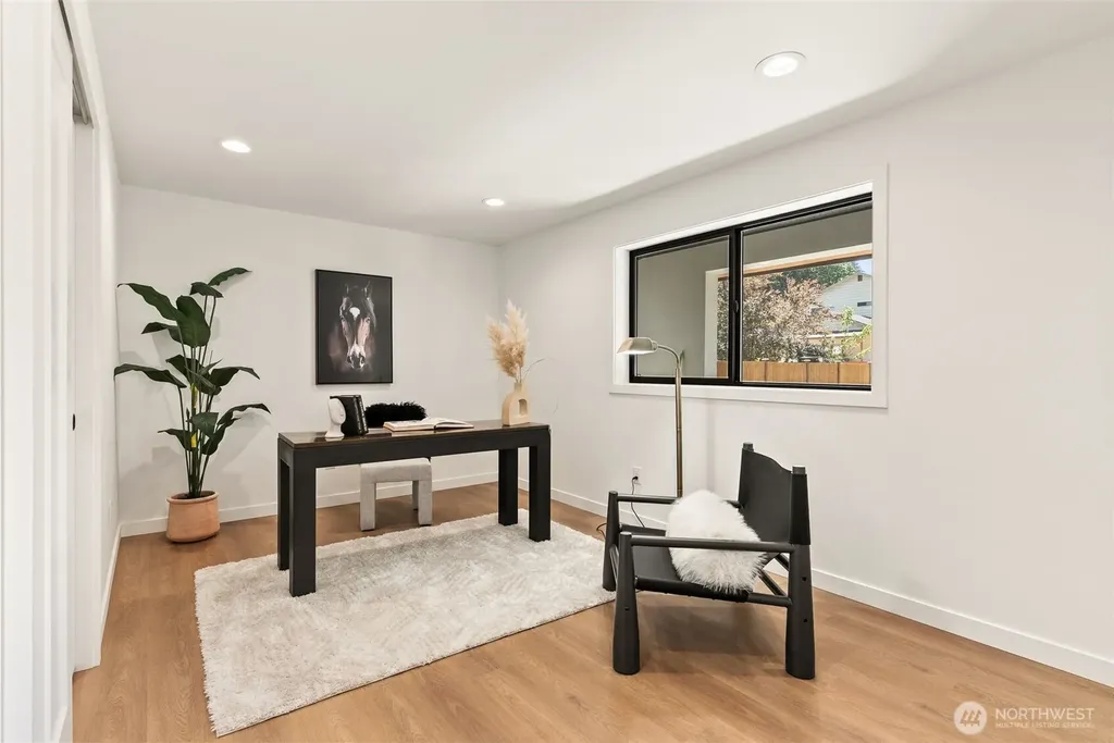 840 SW 134th Street Burien WA 98146