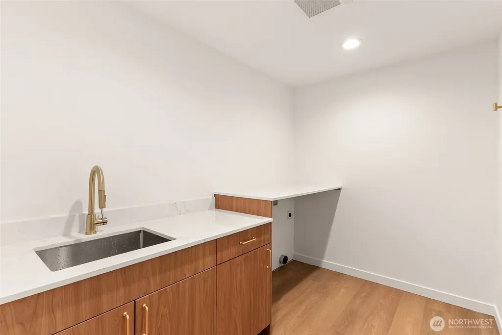 840 SW 134th Street Burien WA 98146