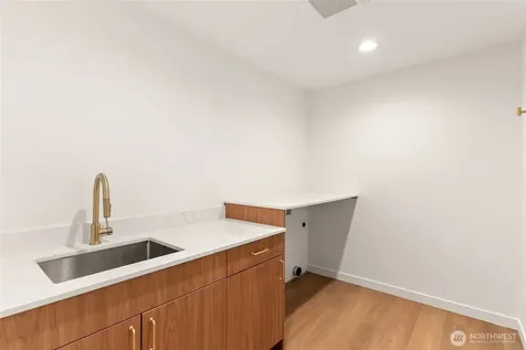 840 SW 134th Street Burien WA 98146