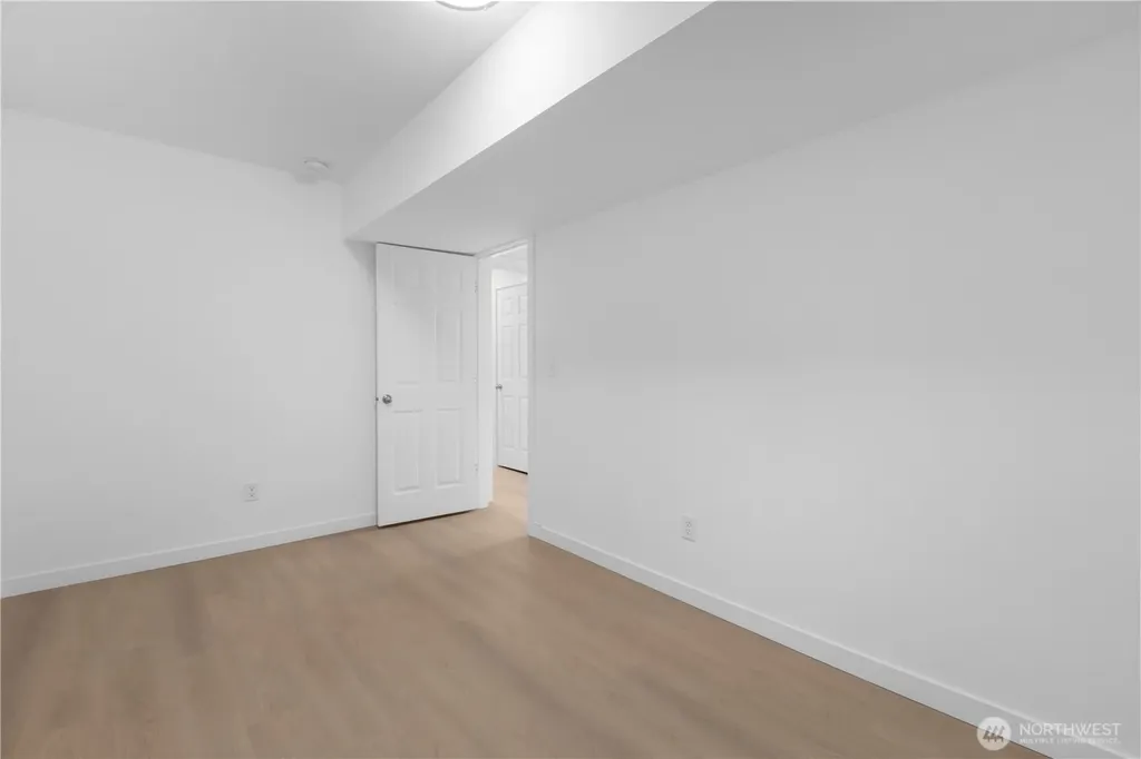 5016 26th Avenue SW Seattle WA 98106
