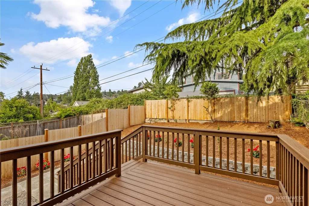 5016 26th Avenue SW Seattle WA 98106