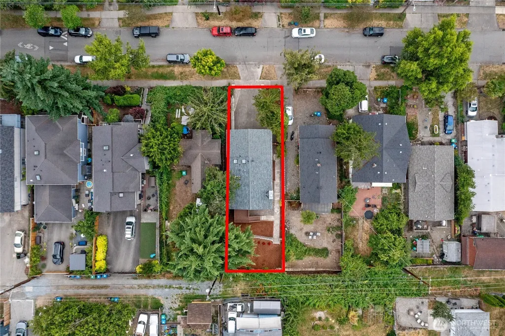 5016 26th Avenue SW Seattle WA 98106