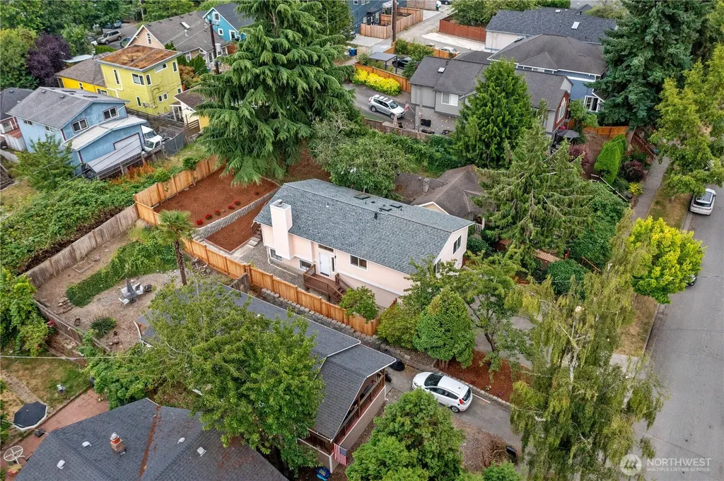 5016 26th Avenue SW Seattle WA 98106