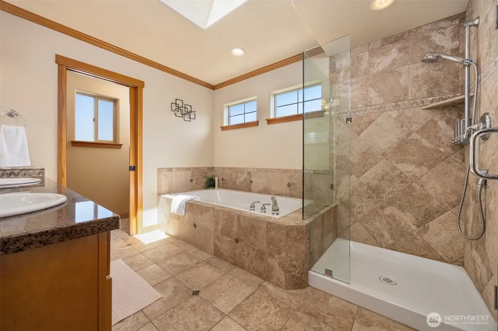 1305 Raymond Street Bellingham WA 98229