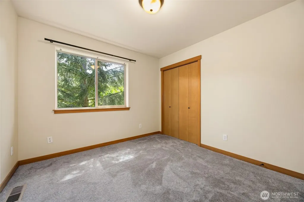 1305 Raymond Street Bellingham WA 98229