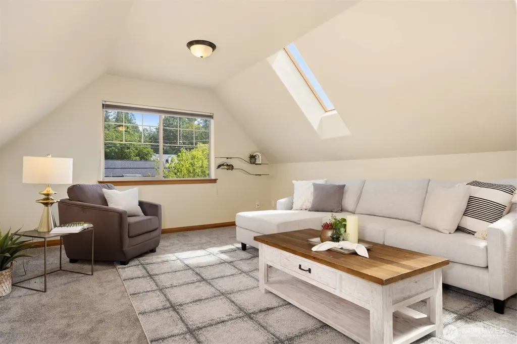 1305 Raymond Street Bellingham WA 98229