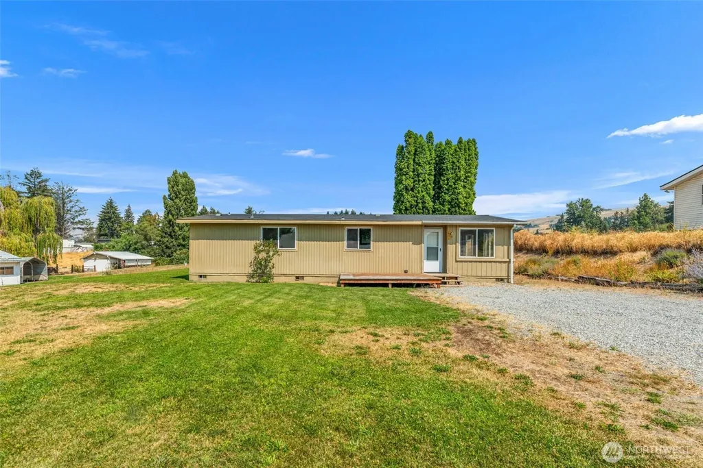 2601 NW Boston Avenue East Wenatchee WA 98802