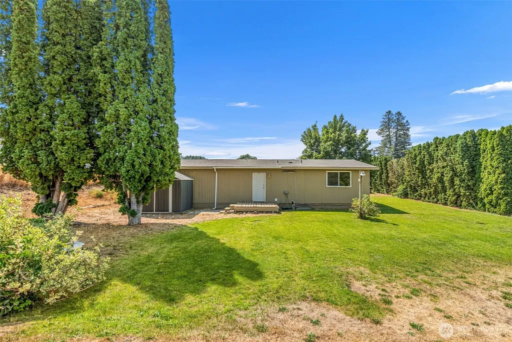 2601 NW Boston Avenue East Wenatchee WA 98802
