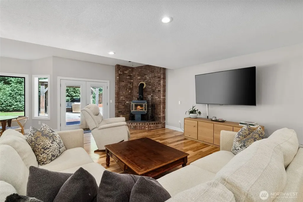 11401 Madera Circle SW Lakewood WA 98499
