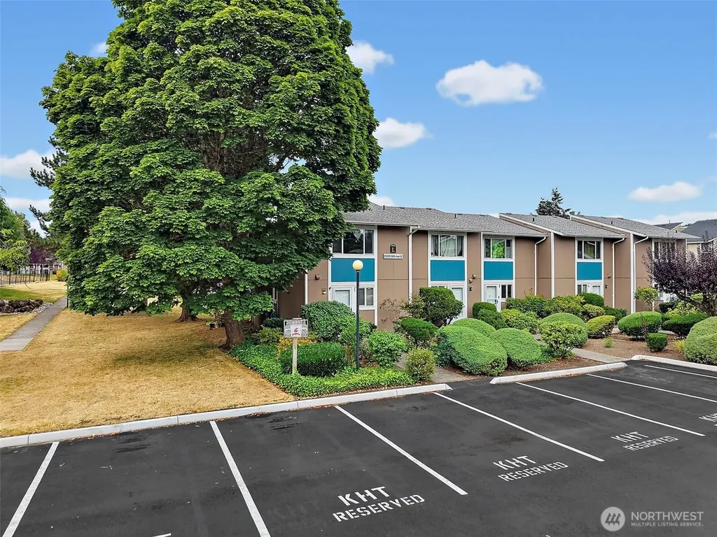 25209 108th Avenue SE Kent WA 98030