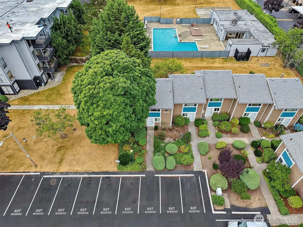 25209 108th Avenue SE Kent WA 98030