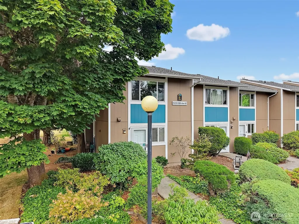 25209 108th Avenue SE Kent WA 98030