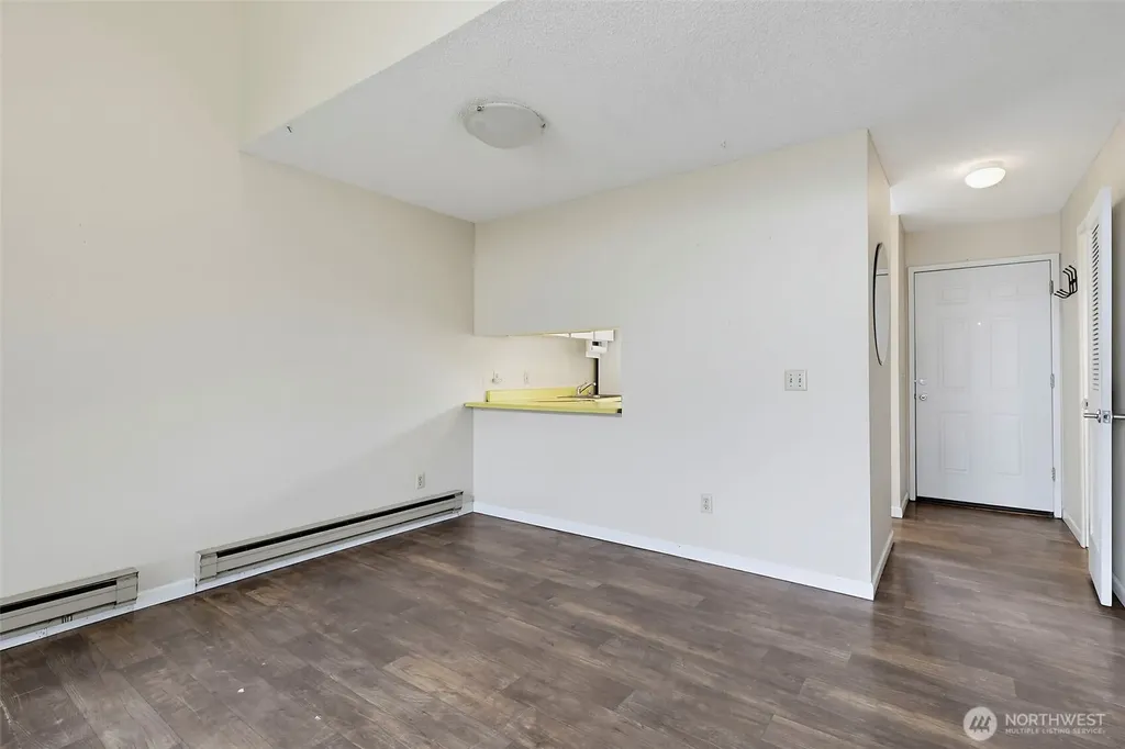 25209 108th Avenue SE Kent WA 98030