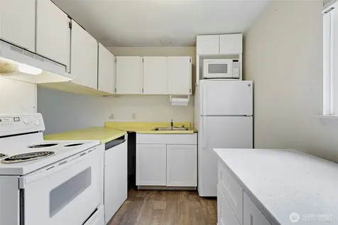 25209 108th Avenue SE Kent WA 98030