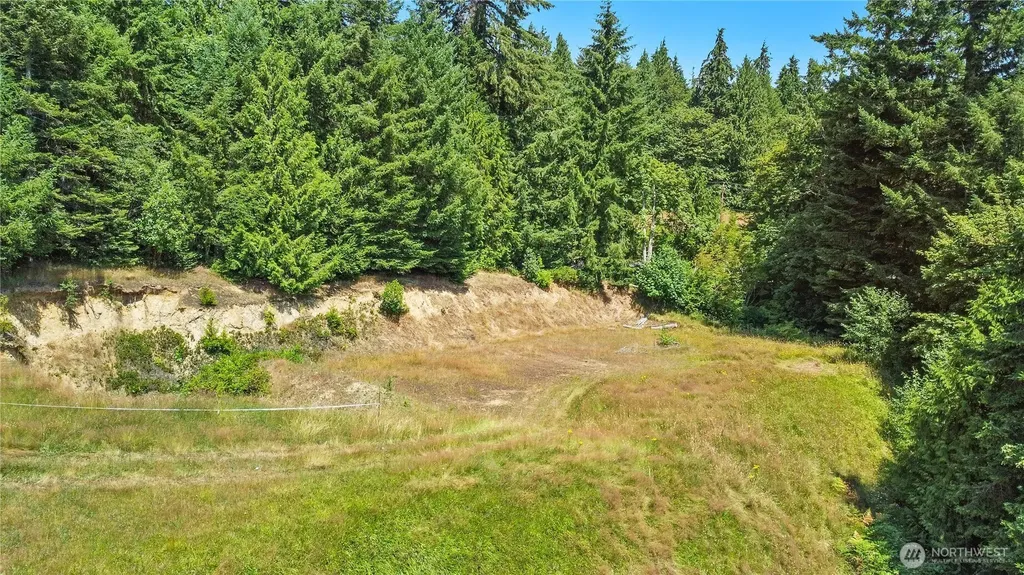 26 Riverview East Road Cathlamet WA 98612