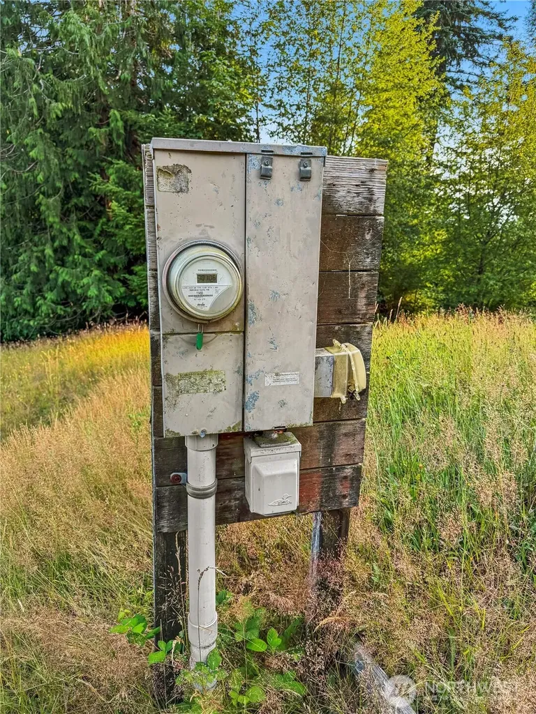 26 Riverview East Road Cathlamet WA 98612