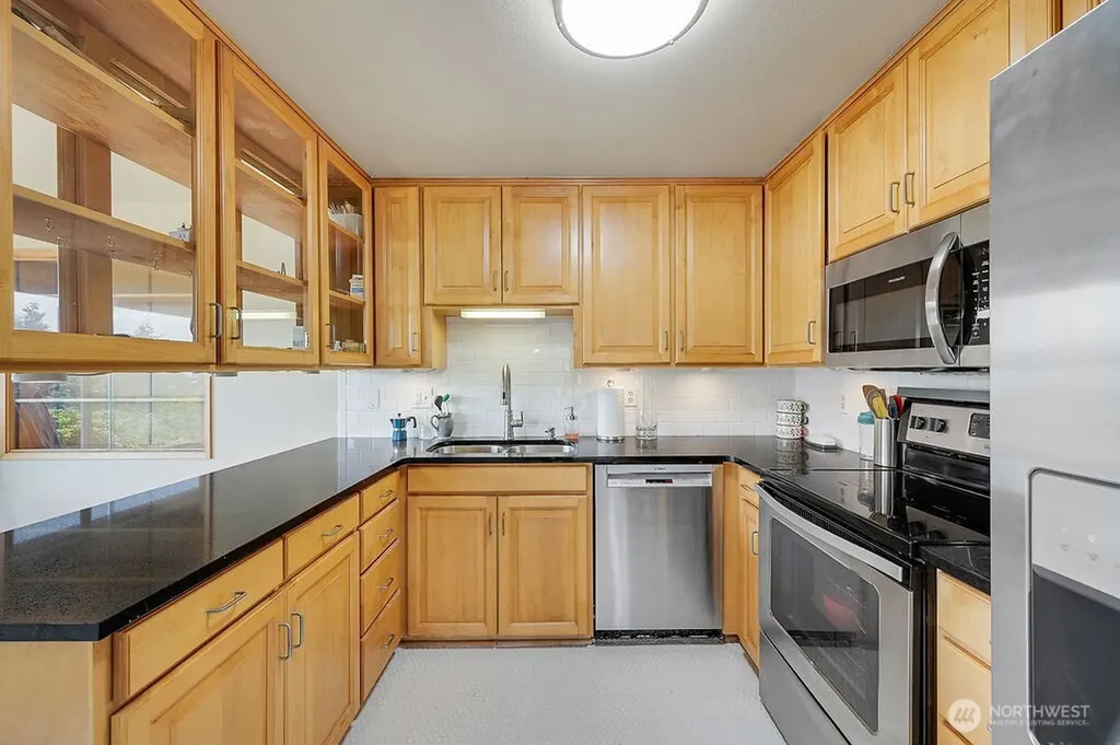 320 N Palmer Drive Port Townsend WA 98368