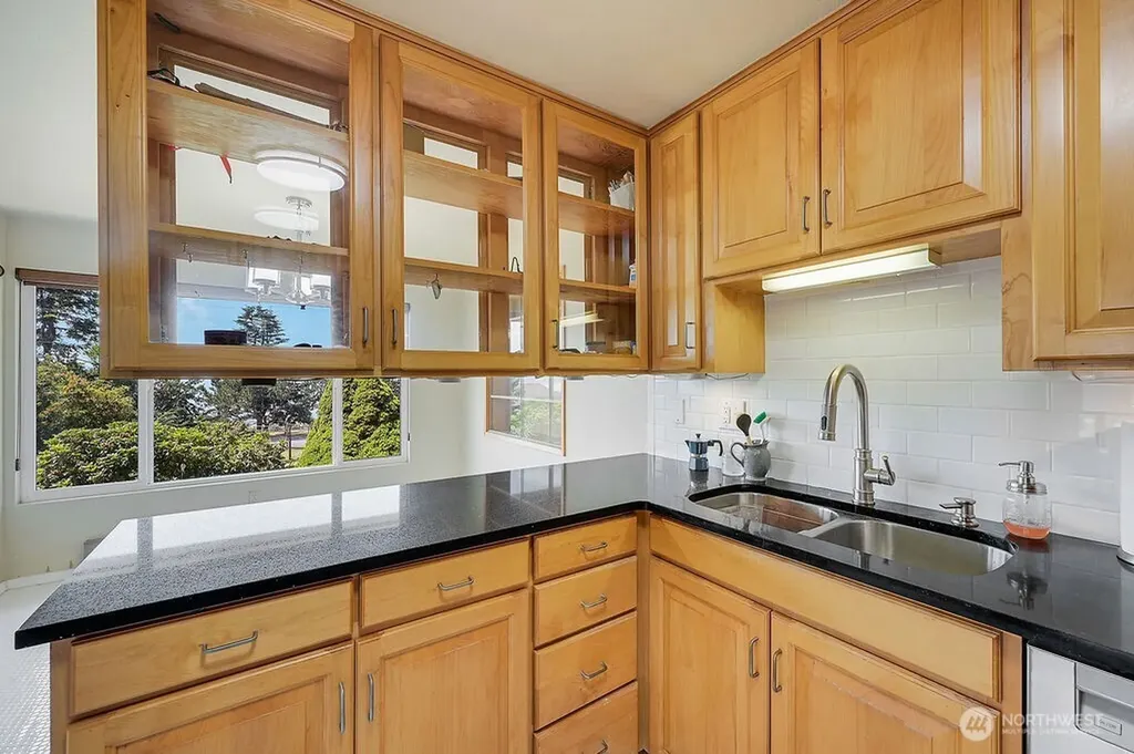 320 N Palmer Drive Port Townsend WA 98368