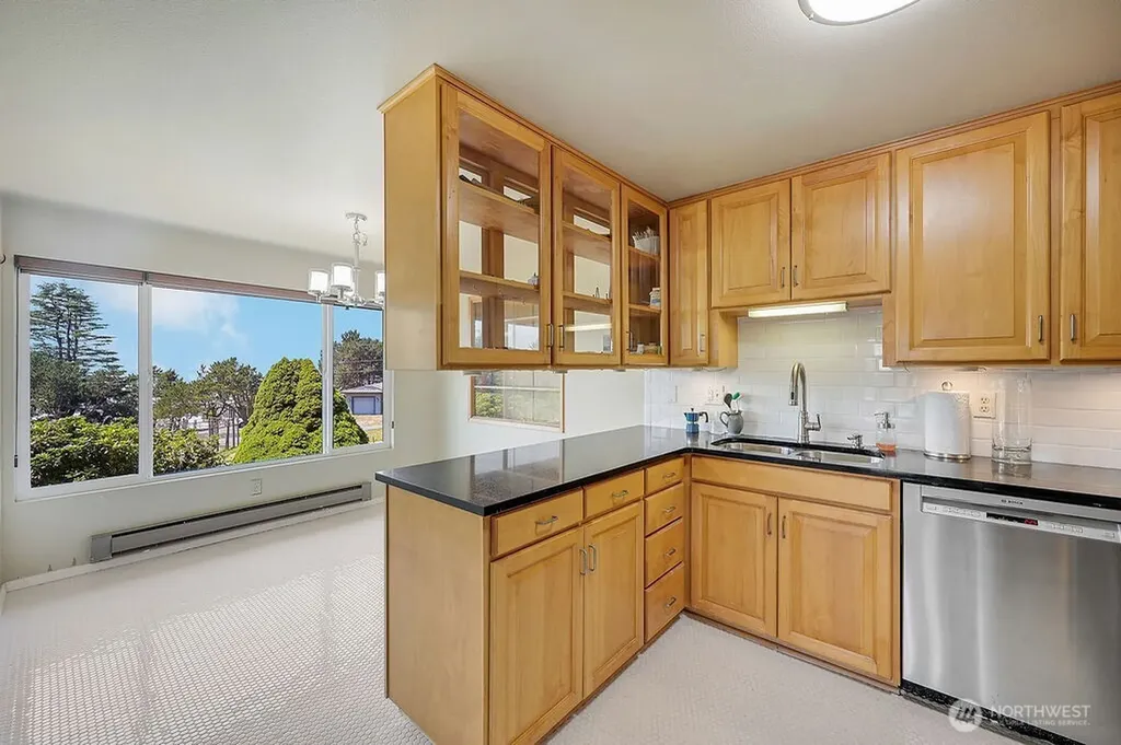 320 N Palmer Drive Port Townsend WA 98368