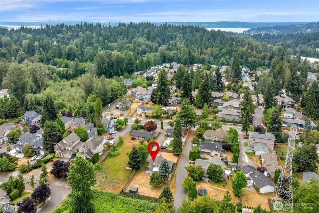 10530 124th Avenue NE Kirkland WA 98033