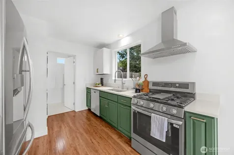 10530 124th Avenue NE Kirkland WA 98033